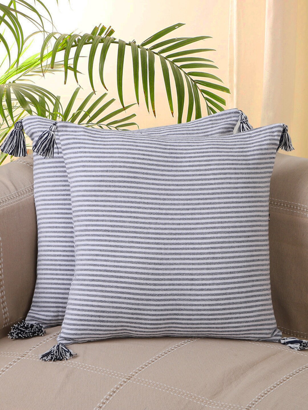 

Jamio Firati Stripe Desgin Black & White Tassels 100% Cotton Set of 2 Cushion Covers