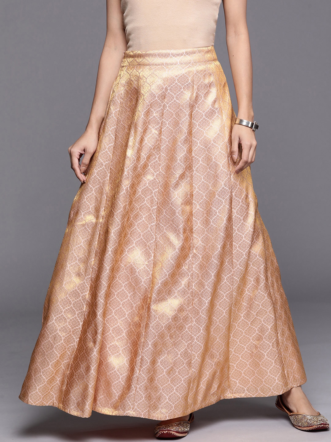 

Libas Pink Ethnic Motifs Brocade Panelled Maxi Flared Skirt