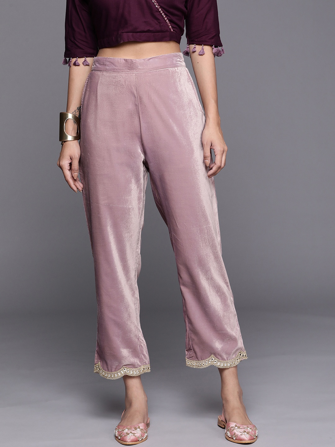 

Libas Women Mauve Relaxed Straight Leg Loose Fit Trousers
