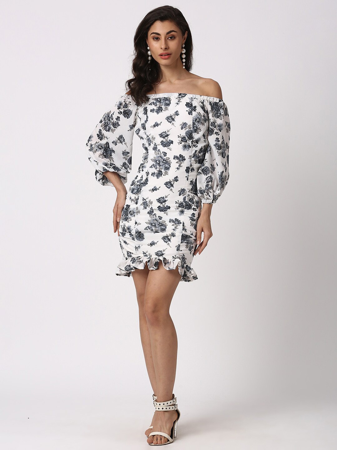 

KAMPHIRE White Floral Off-Shoulder Georgette Bodycon Mini Dress
