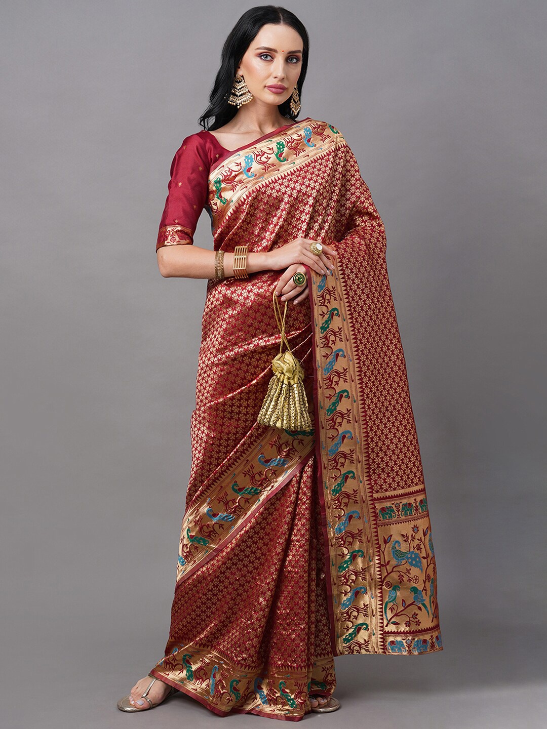 

Mitera Maroon & Gold-Toned Woven Design Zari Silk Blend Paithani Saree