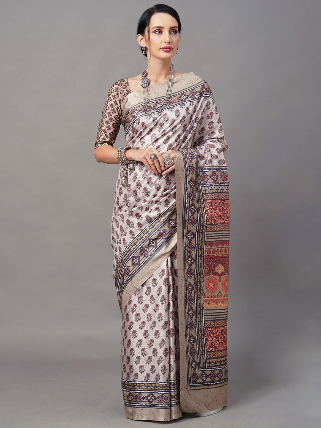 

Mitera Beige & Pink Bagh Digital Printed Silk Blend Bagh Saree