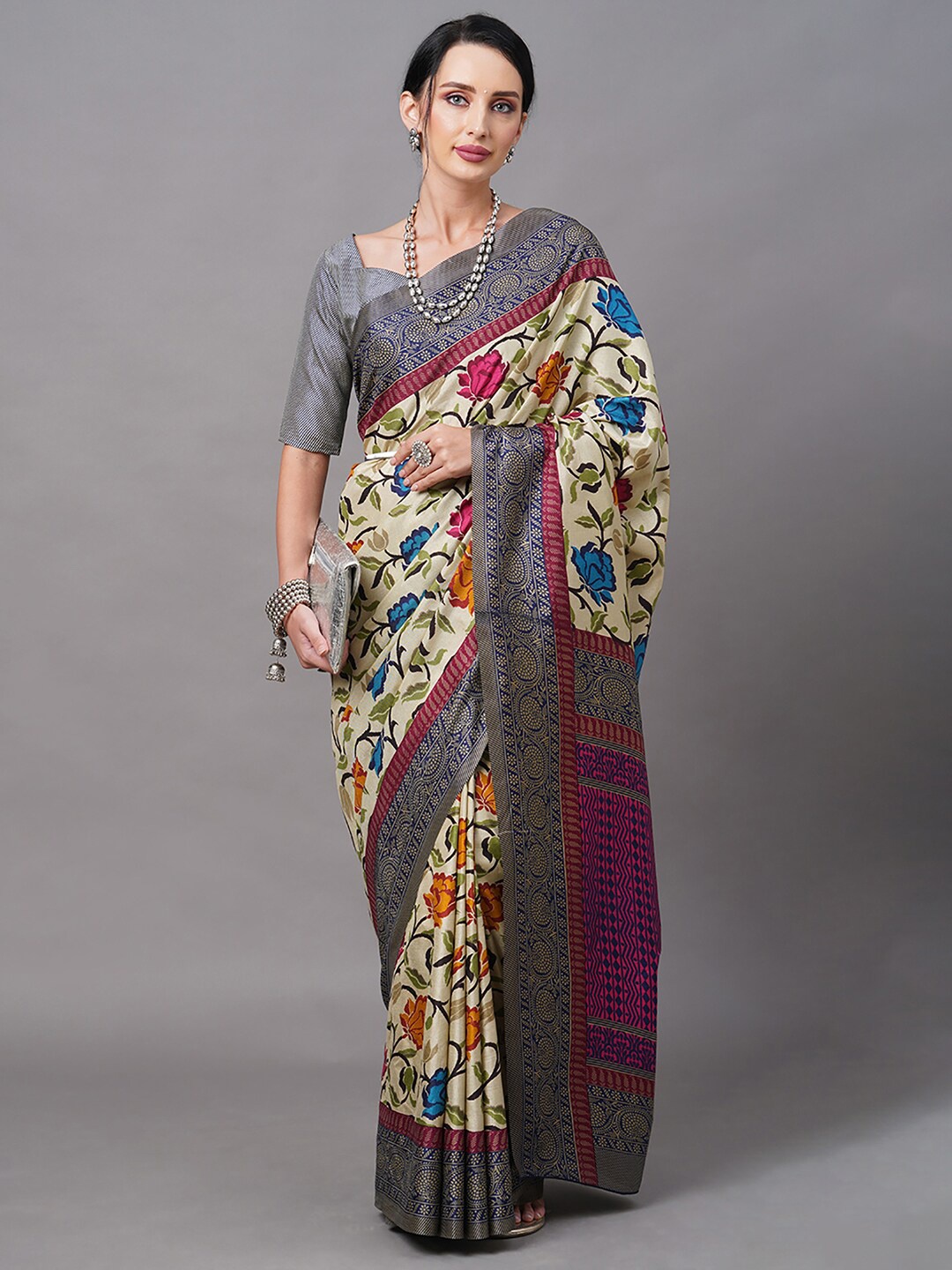 

Mitera Grey & Cream-Coloured Floral Silk Blend Banarasi Saree