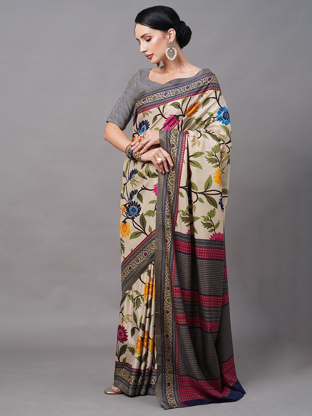 

Mitera Cream-Coloured & Maroon Floral Silk Blend Banarasi Saree