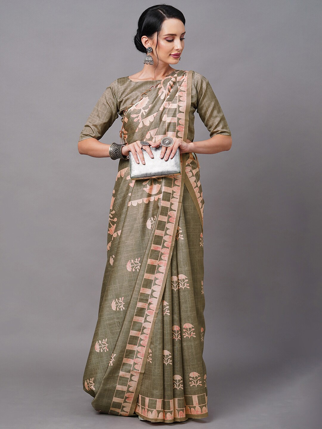 

Mitera Olive Green & Pink Bagh Art Silk Bhagalpuri Saree