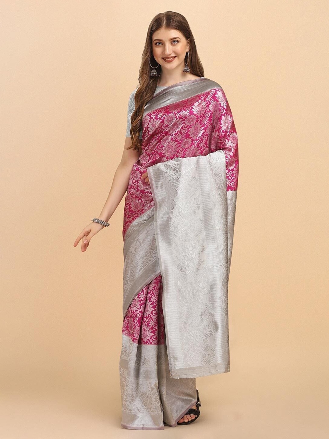 

Ethnic Yard Pink & Silver-Toned Woven Design Saree