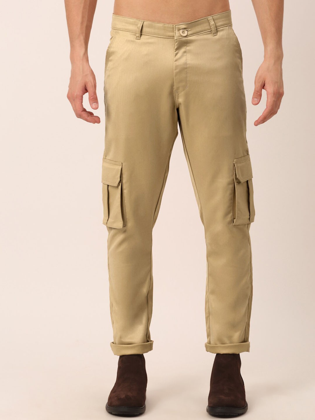 

JAINISH Men Beige Solid Smart Slim Fit Easy Wash Cargos Trousers