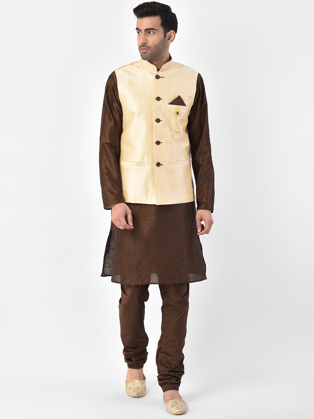 

SG LEMAN Men Beige Layered Raw Silk Kurta with Churidar