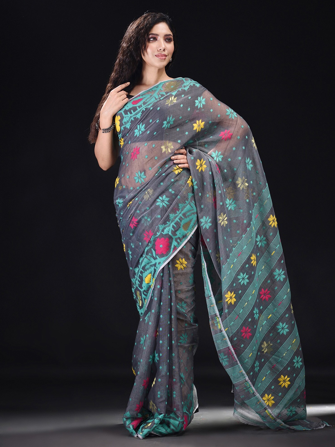 

BEATITUDE Grey & Sea Green Woven Design Silk Cotton Jamdani Saree