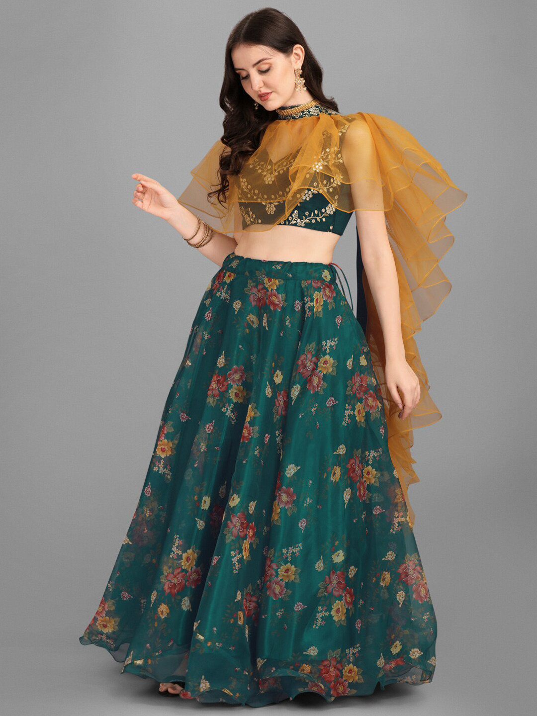 

Fashionuma Green & Gold-Toned Embroidered Semi-Stitched Lehenga & Unstitched Blouse With Dupatta