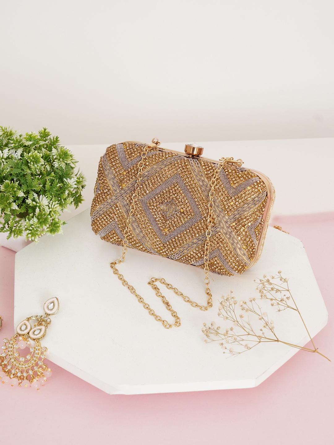 

FABBHUE Gold-Toned & Grey Embroidered Box Clutch