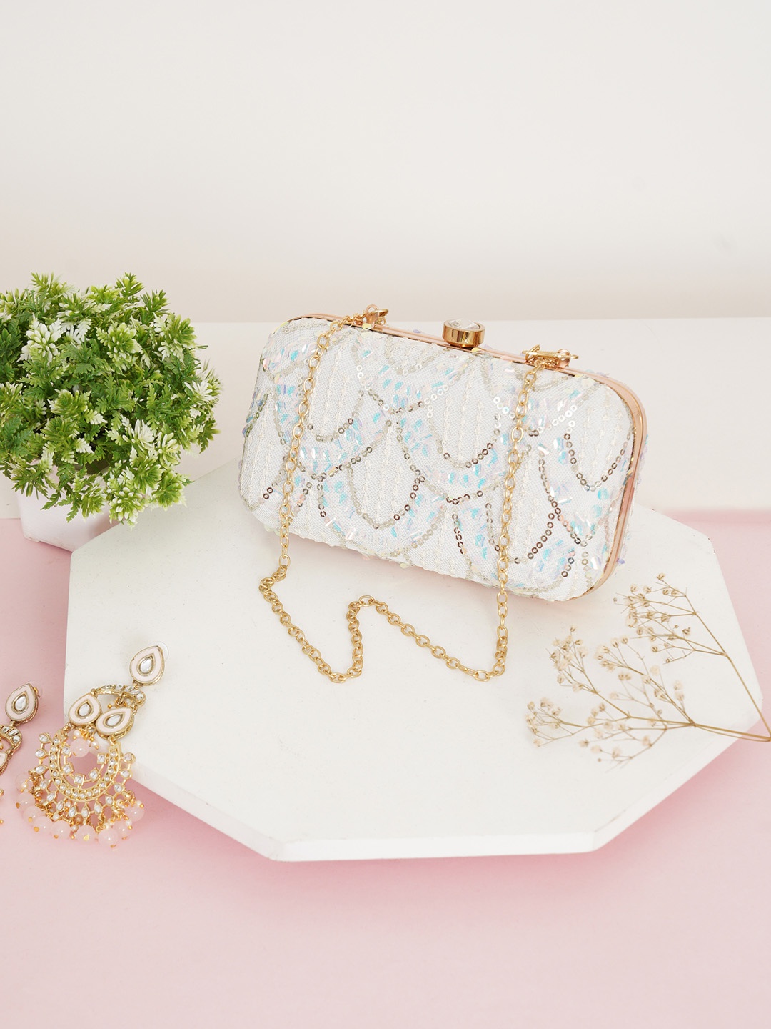 

FABBHUE Off White & Blue Embroidered Box Clutch