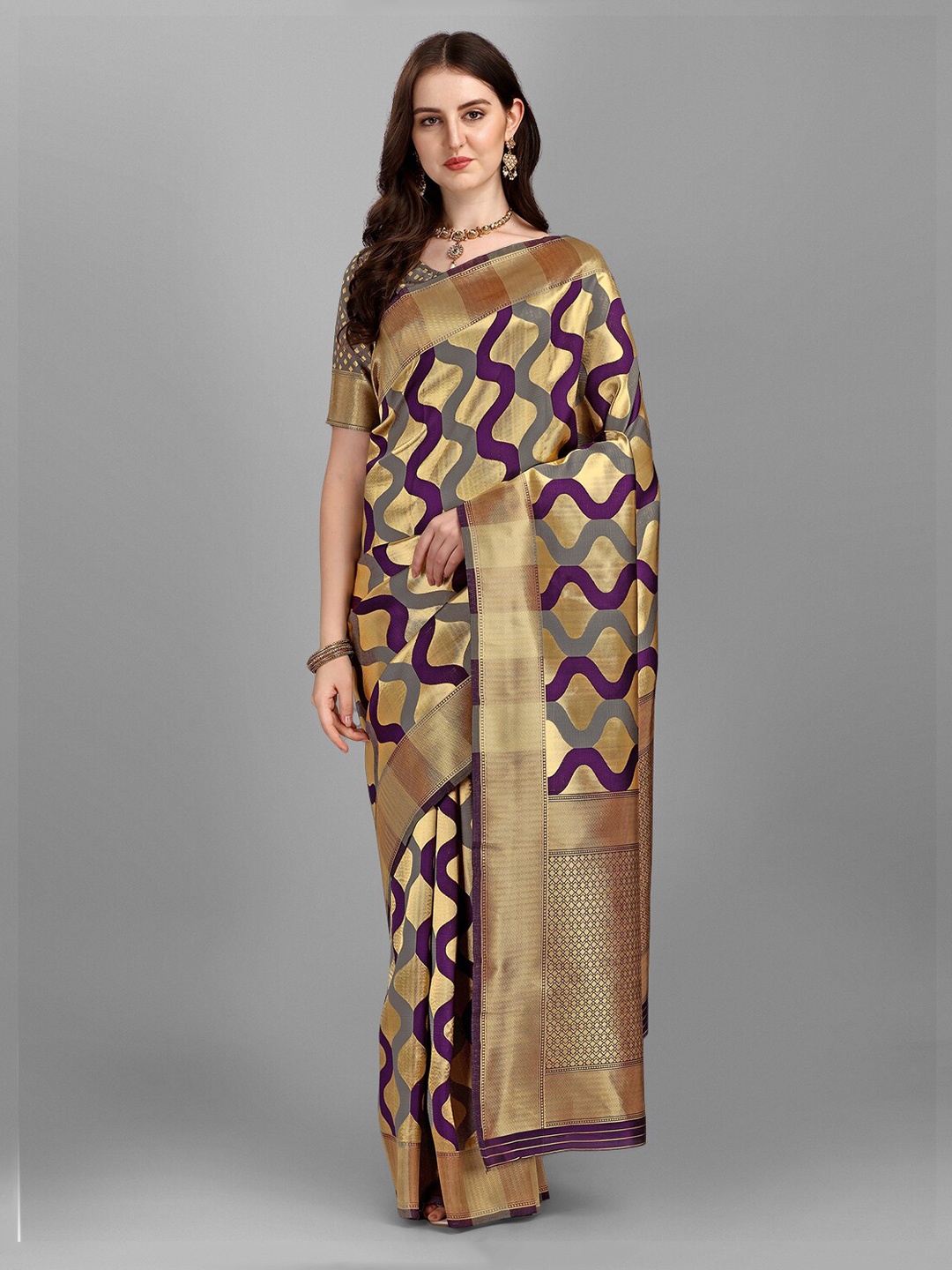 

Fashion Basket Beige & Purple Zari Saree