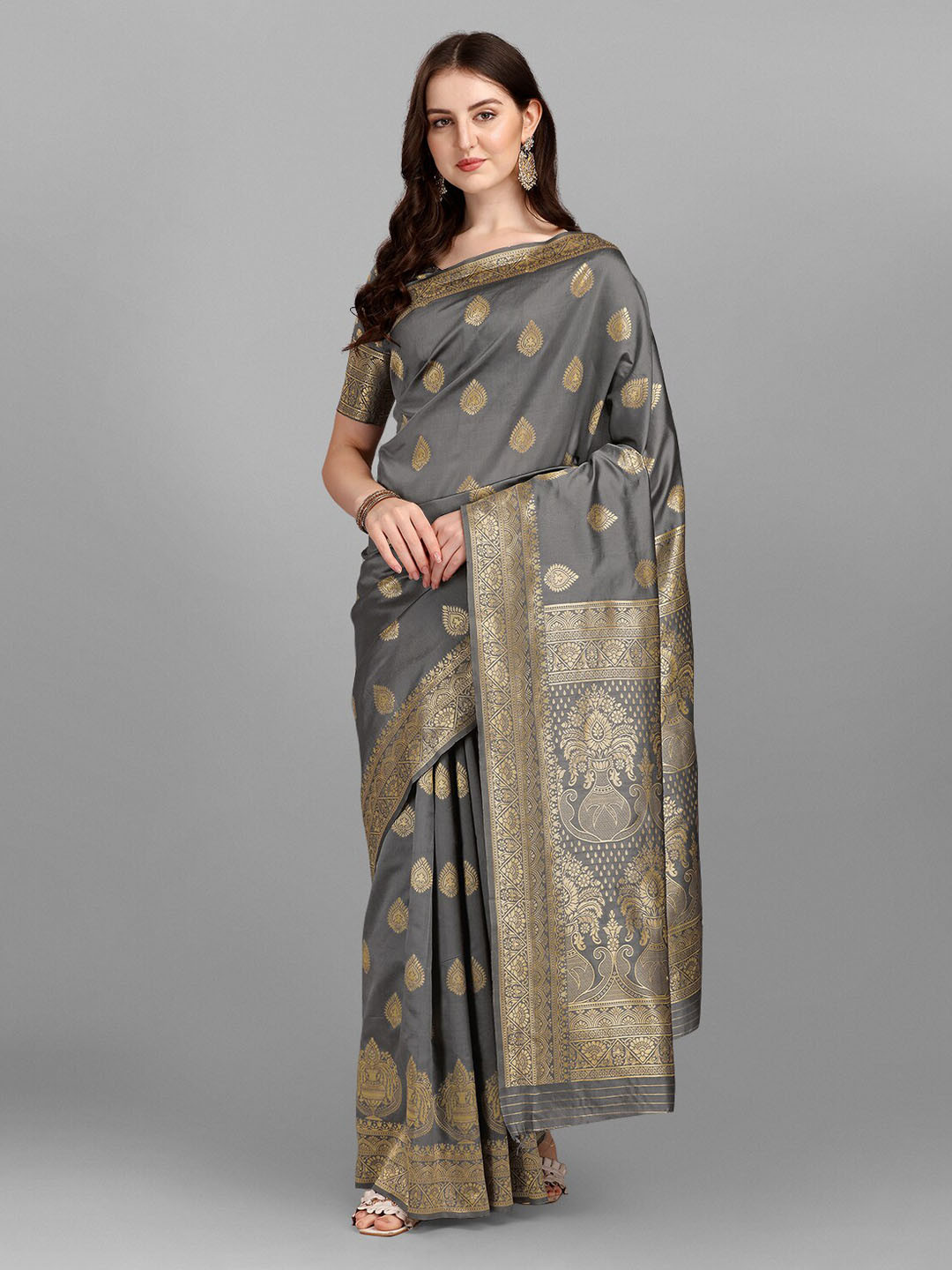 

Fashion Basket Grey & Gold-Toned Ethnic Motifs Art Silk Saree