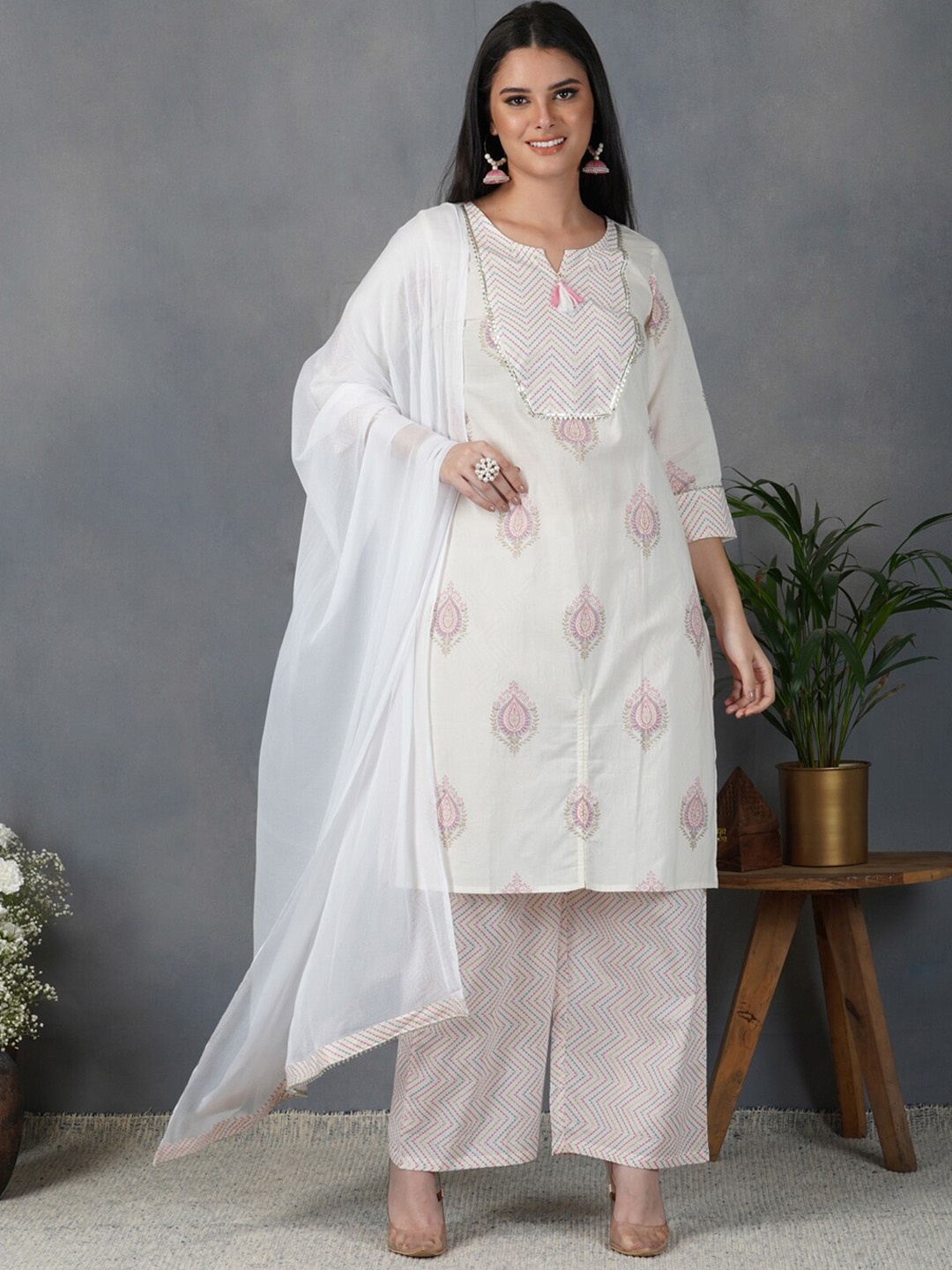 

METRO-FASHION Women Cream-Coloured Ethnic Motifs Printed Thread Work Pure Cotton Kurta with Palazzos & With