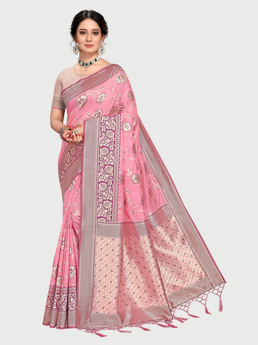 

Rekha Maniyar Pink & Silver-Toned Floral Zari Silk Blend Banarasi Saree