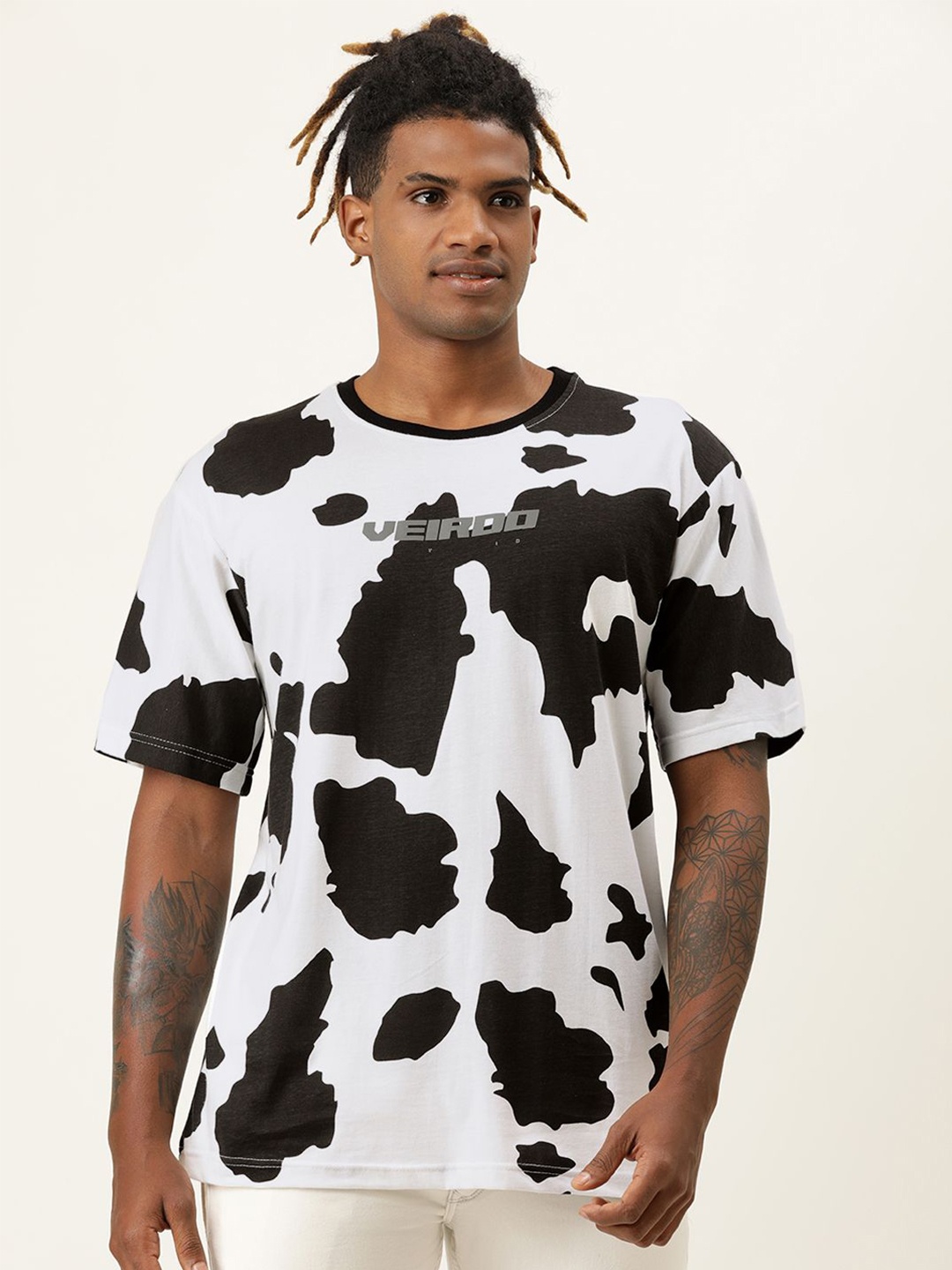 

VEIRDO Men White Zebra Printed Oversize T-shirt
