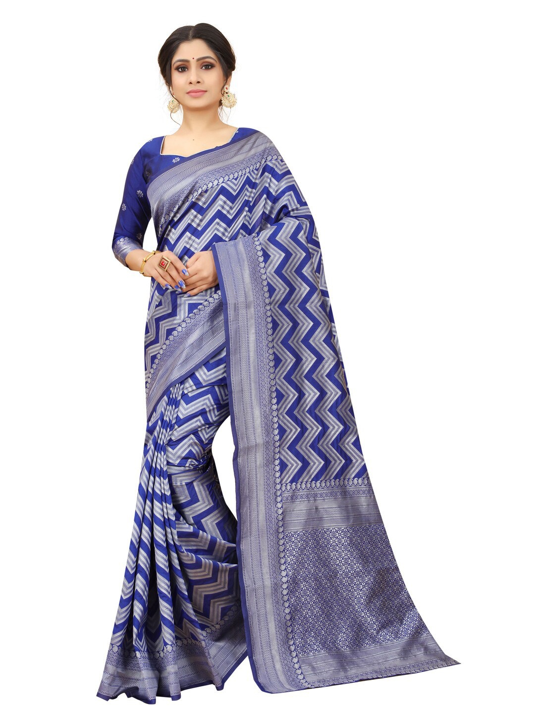 

MOKSHA DESIGNS Blue & Silver-Toned Woven Design Zari Pure Silk Paithani Saree