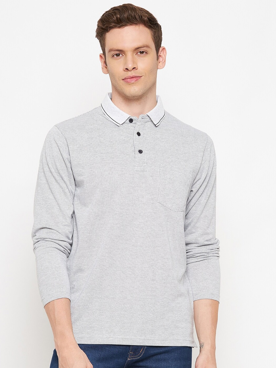 

Okane Men Grey Solid Polo Collar T-shirt