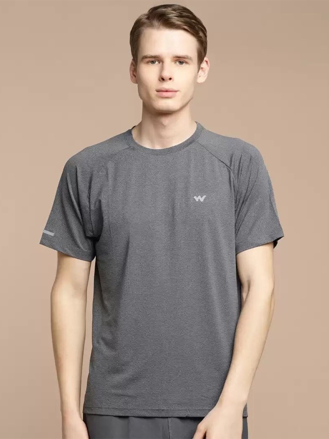 

Wildcraft Men Grey Solid Round Neck T-shirt