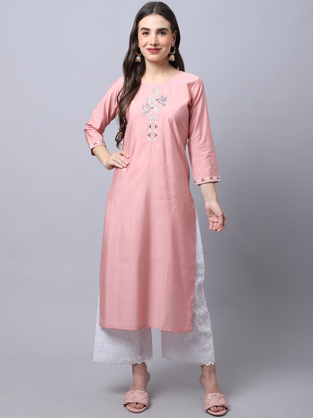 

Rajnandini Women Peach-Coloured Yoke Design Thread Work Chanderi Silk Kurta