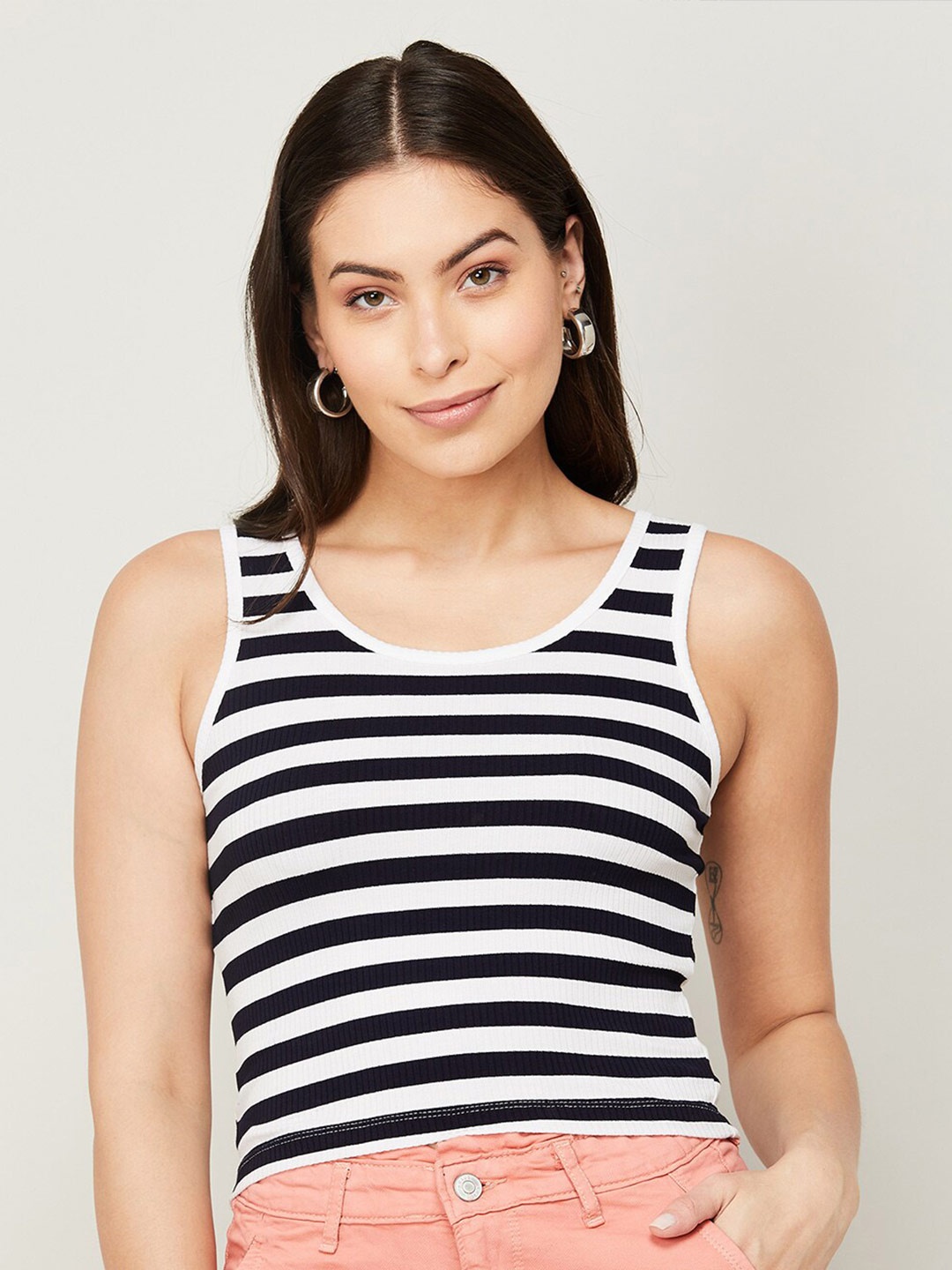 

Ginger by Lifestyle White Striped Crop Top