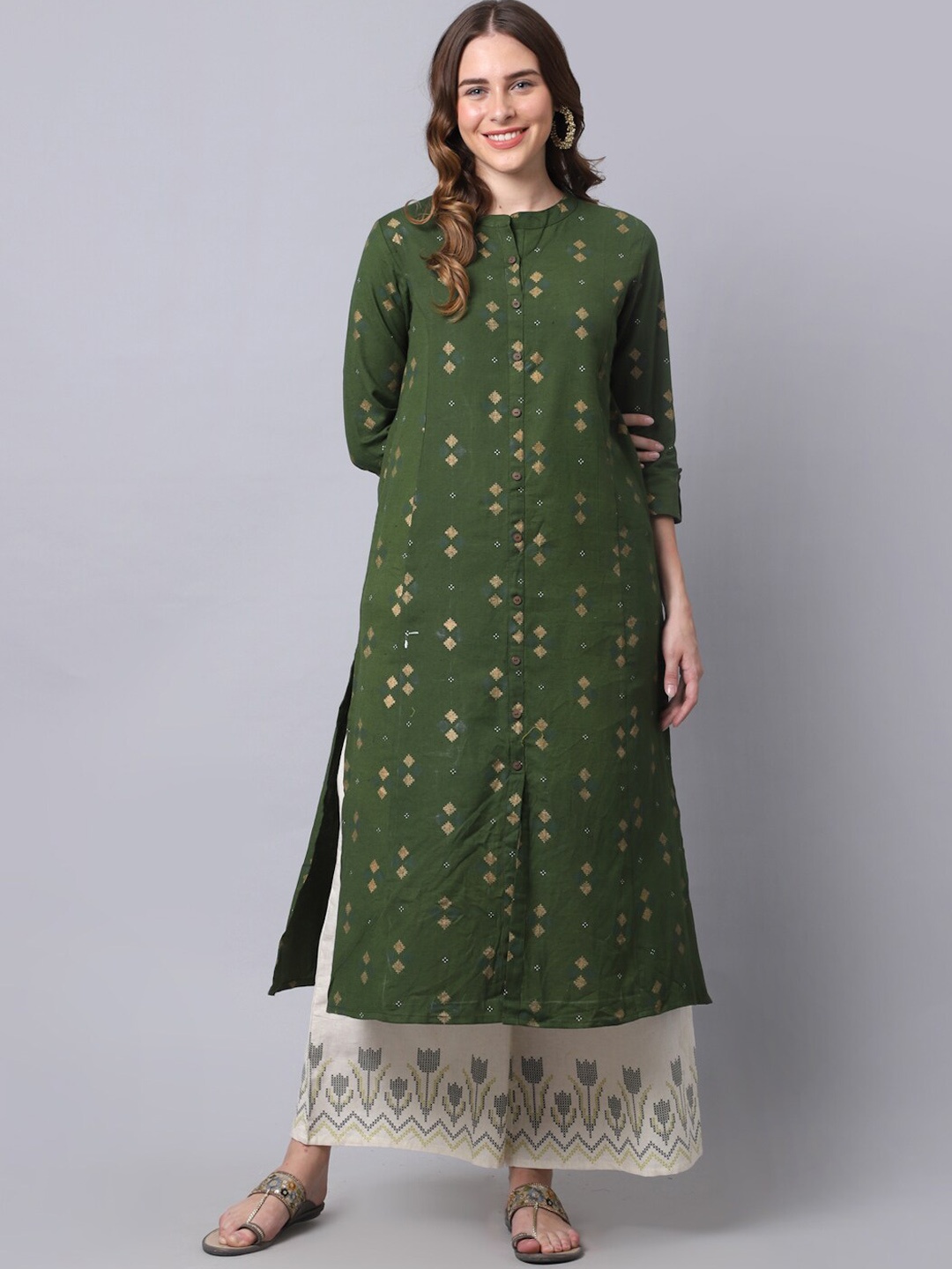 

Pistaa Women Green Printed Panelled Kurta with Trousers