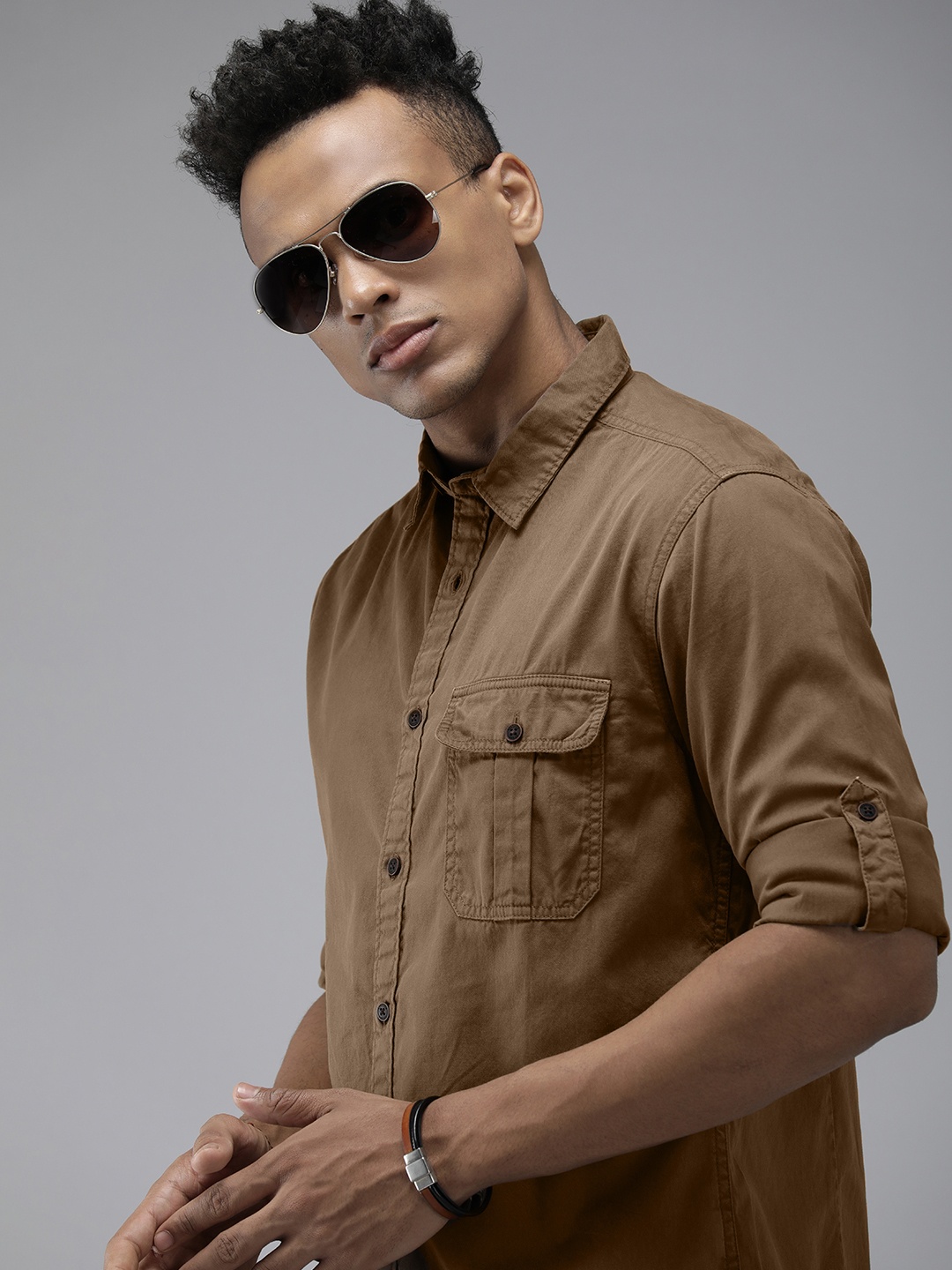 

Roadster Men Brown Solid Pure Cotton Standard Casual Shirt