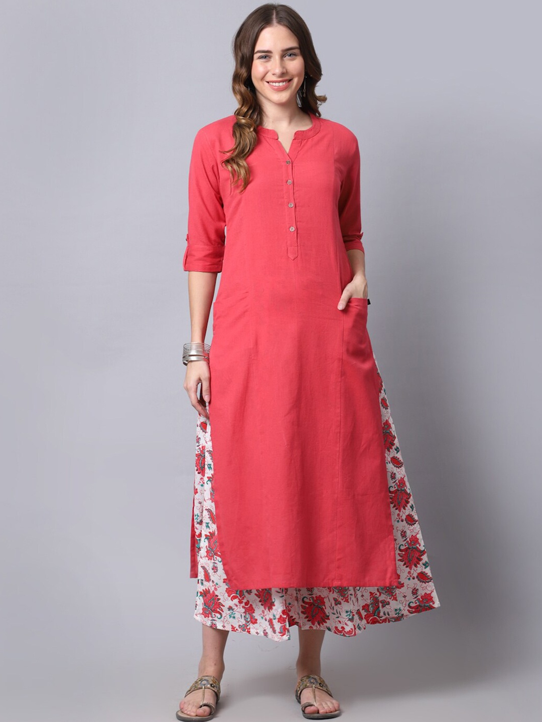 

Pistaa Women Red Floral Kurta with Palazzos