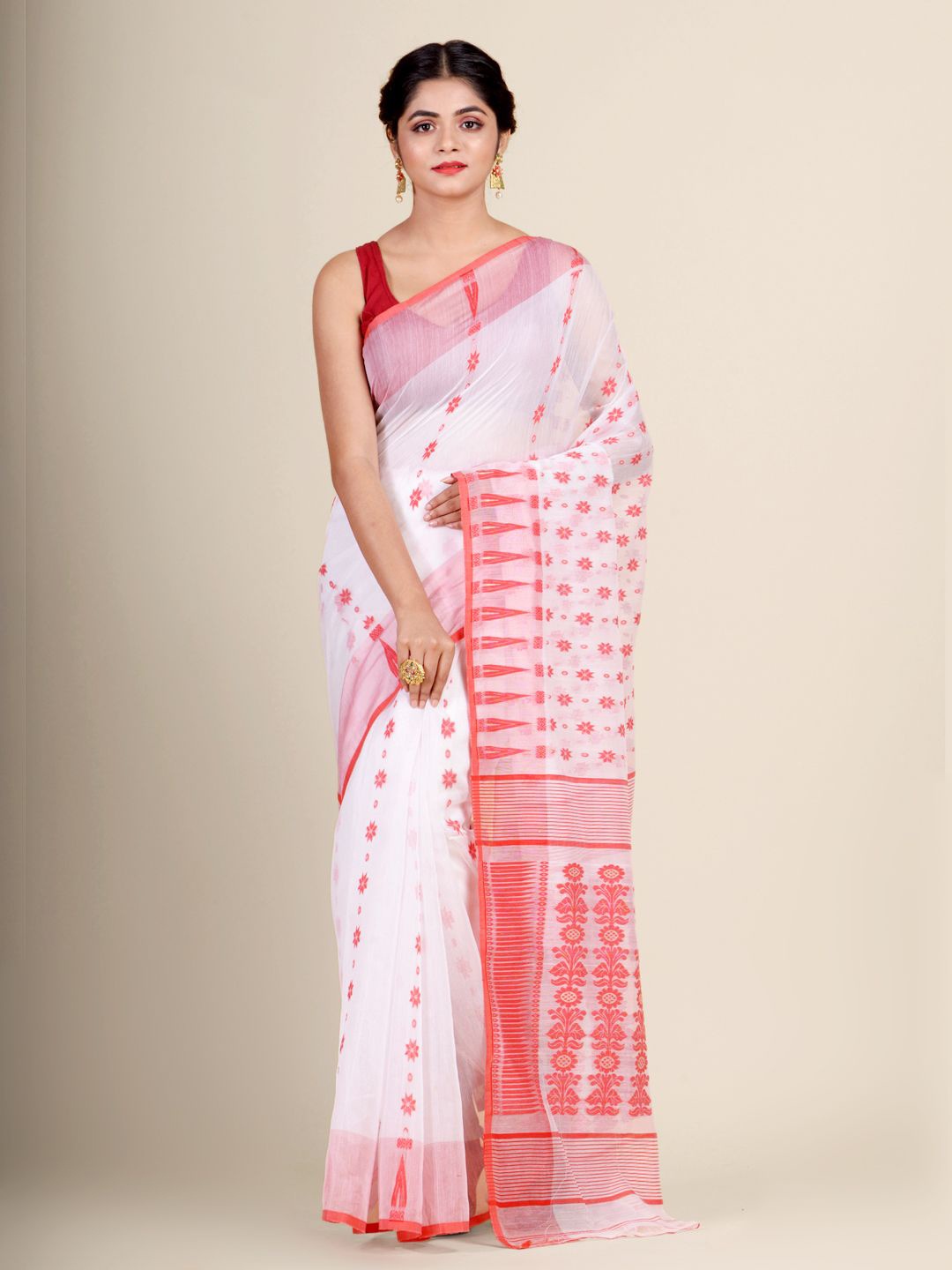 

Charukriti White & Pink Woven Design Silk Cotton Jamdani Saree