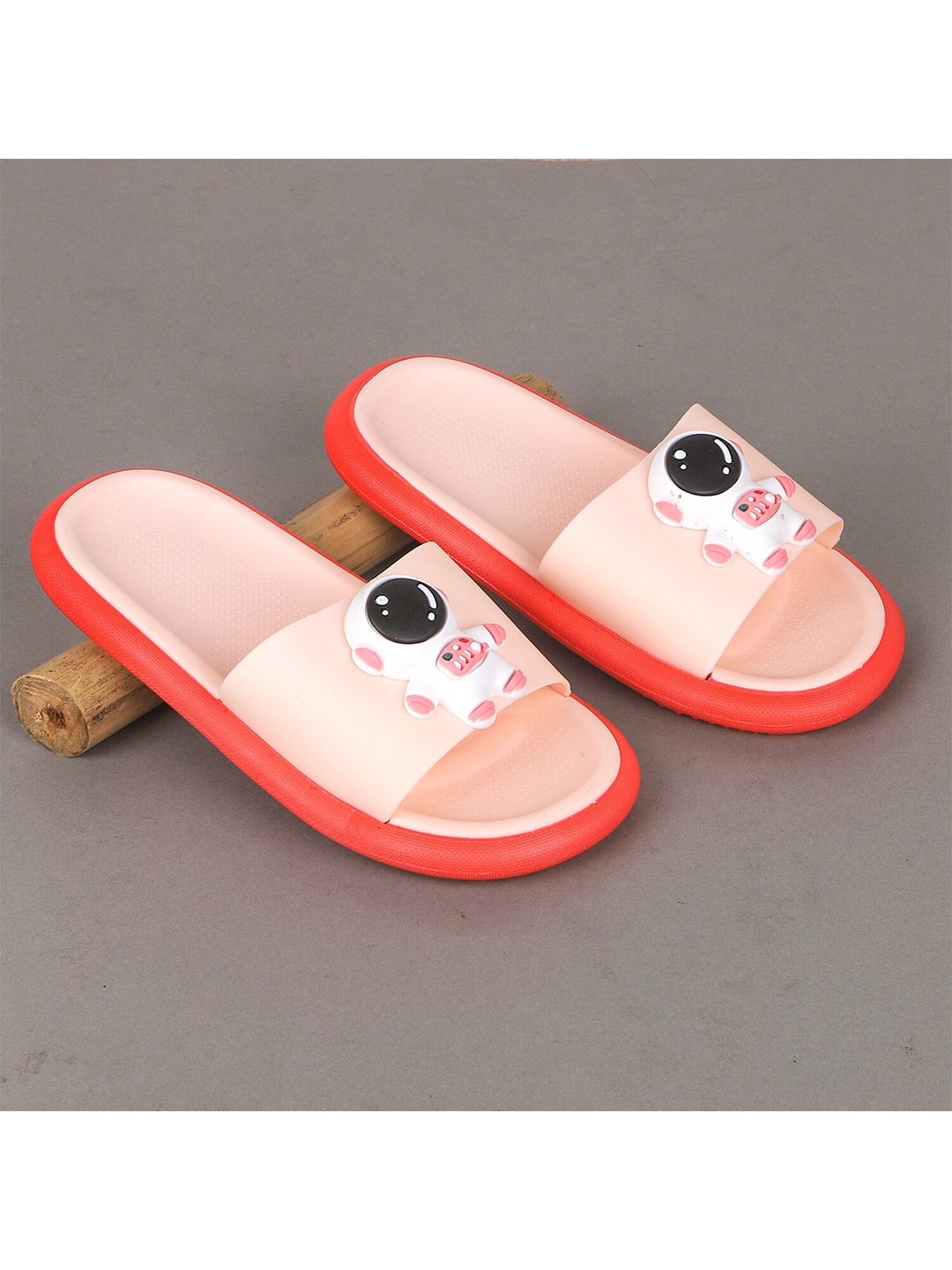 

FEETWELL SHOES Kids Pink & White Croslite Sliders Flip Flop