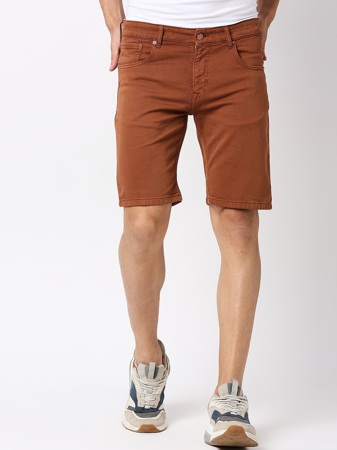 

Pepe Jeans Men Solid Skinny Fit Cotton Shorts, Brown