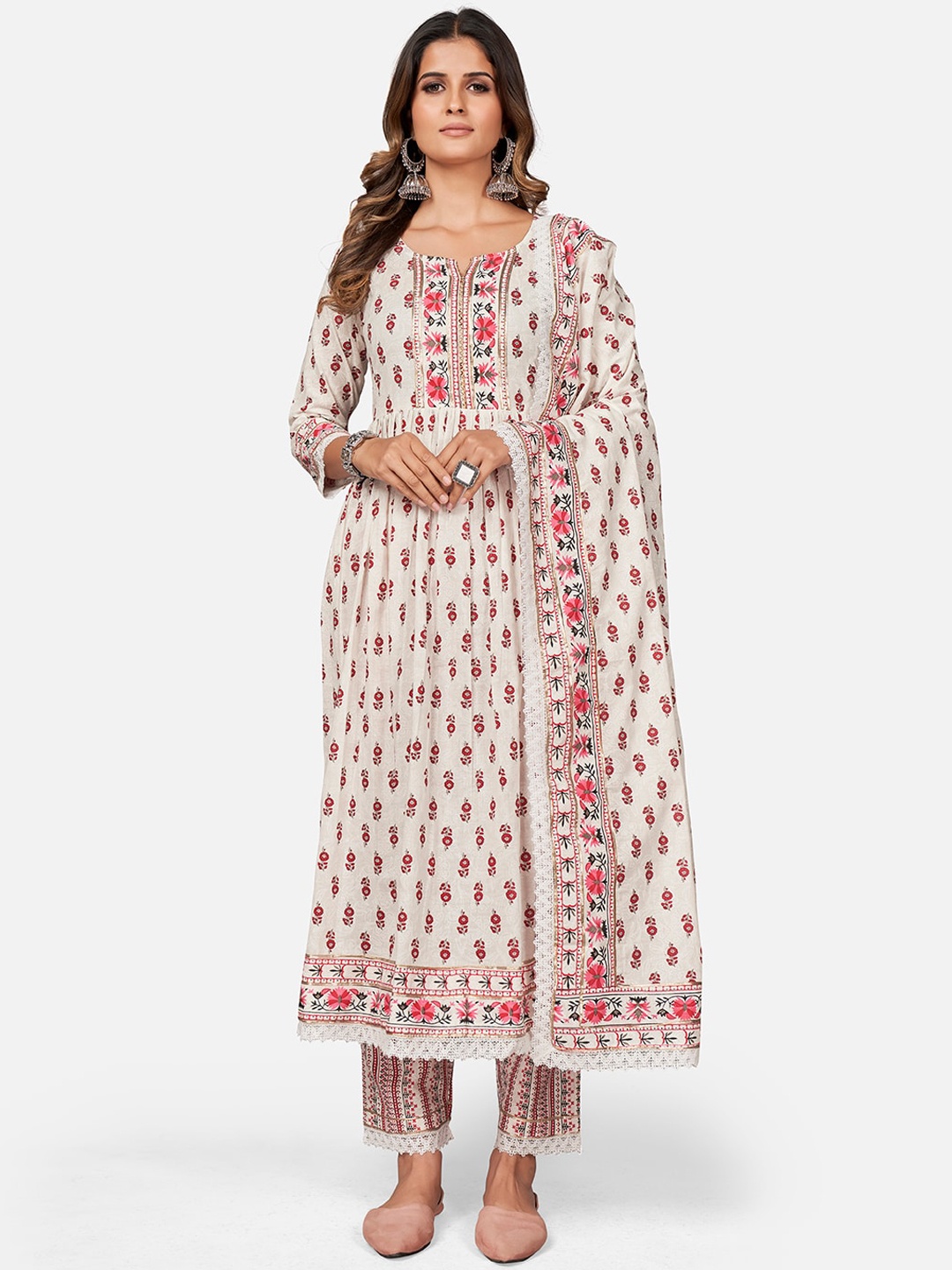 

Vbuyz Women White Floral Printed Pure Cotton Kurta with Palazzos