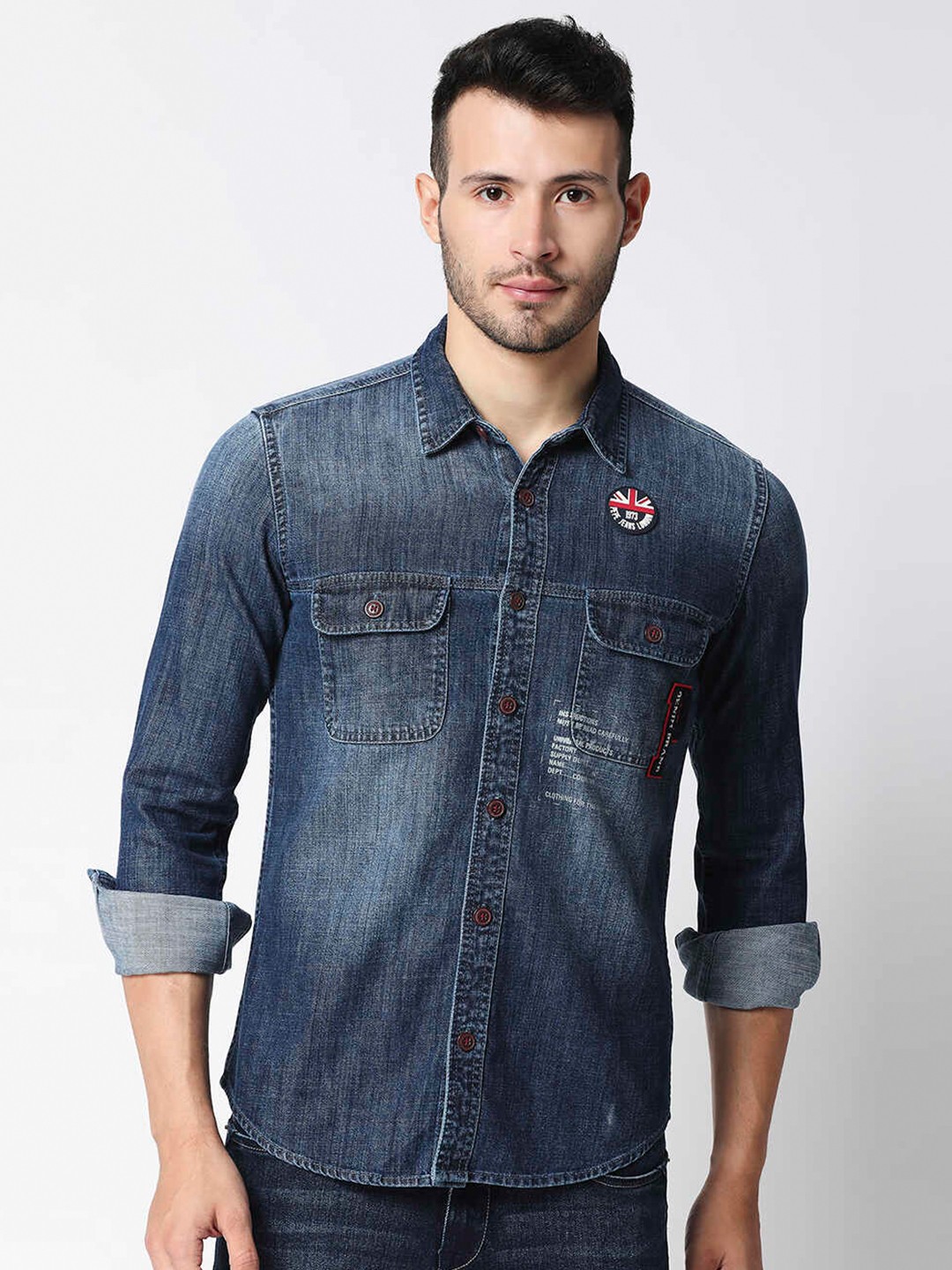 

Pepe Jeans Men Blue Faded Denim Casual Shirt