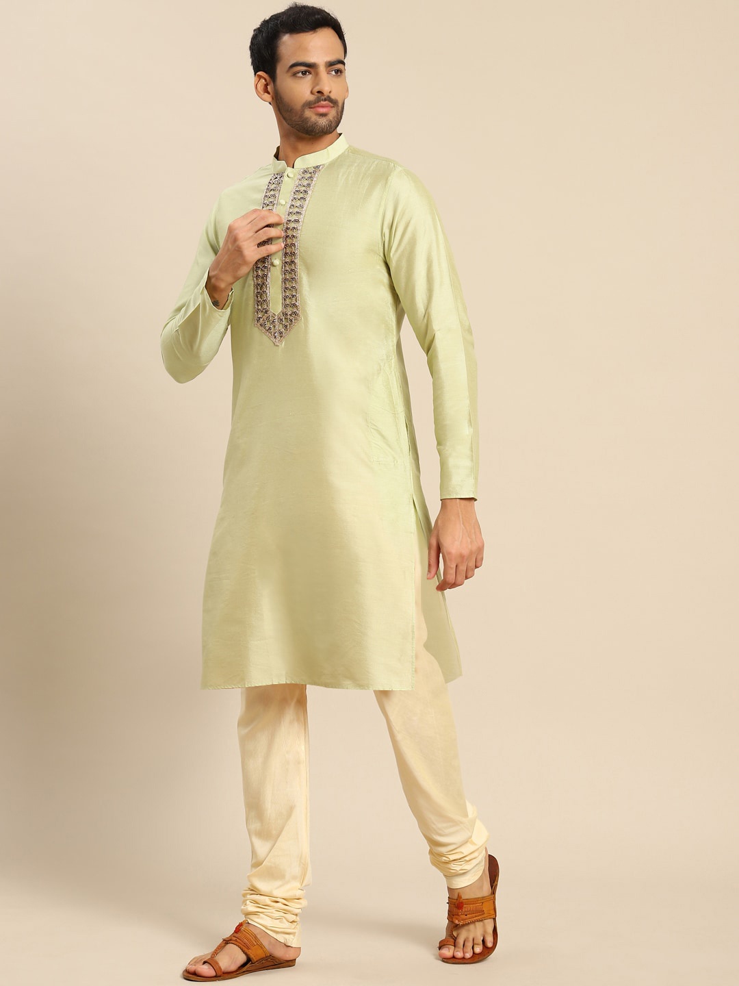 

KISAH Men Green Yoke Design Zardozi Kurti with Pyjama