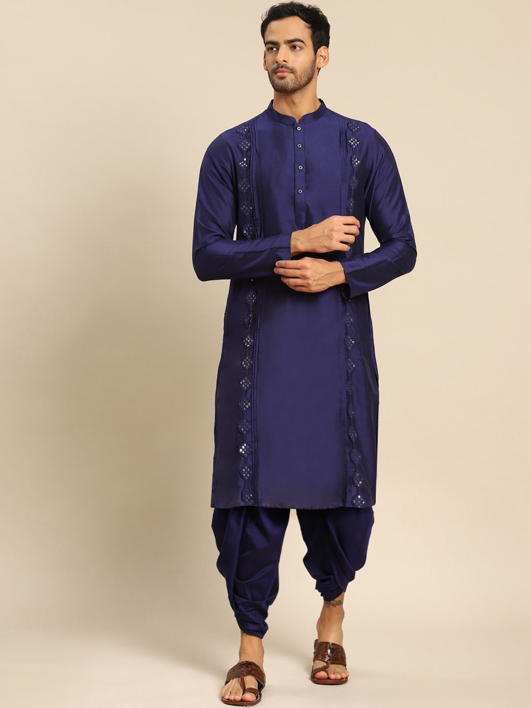 

KISAH Men Navy Blue Thread Work Kurta with Dhoti Pants