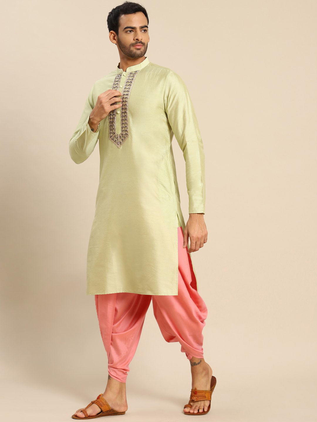 

KISAH Men Green Embroidered Kurti With Dhoti Pants Set