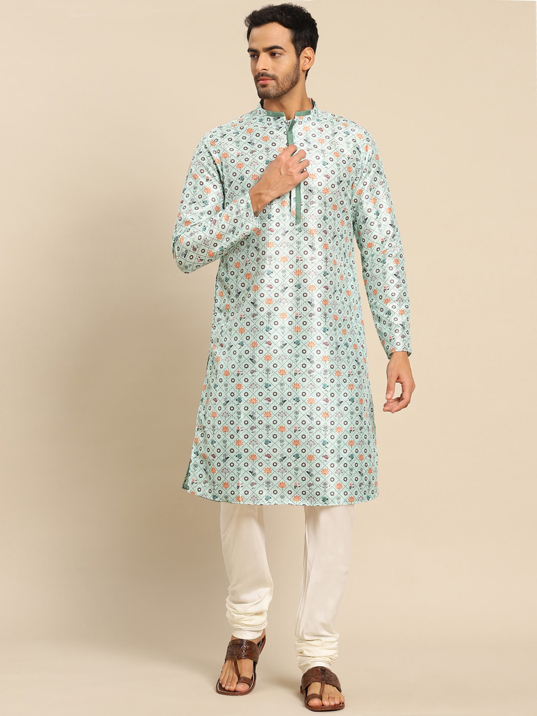 

KISAH Men Green Ethnic Motifs Kurta with Pyjama Set