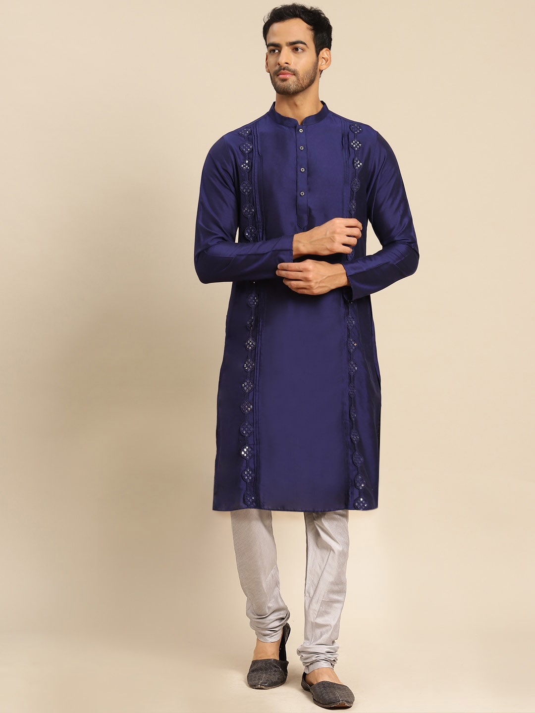 

KISAH Men Navy Blue Kurta with Churidar