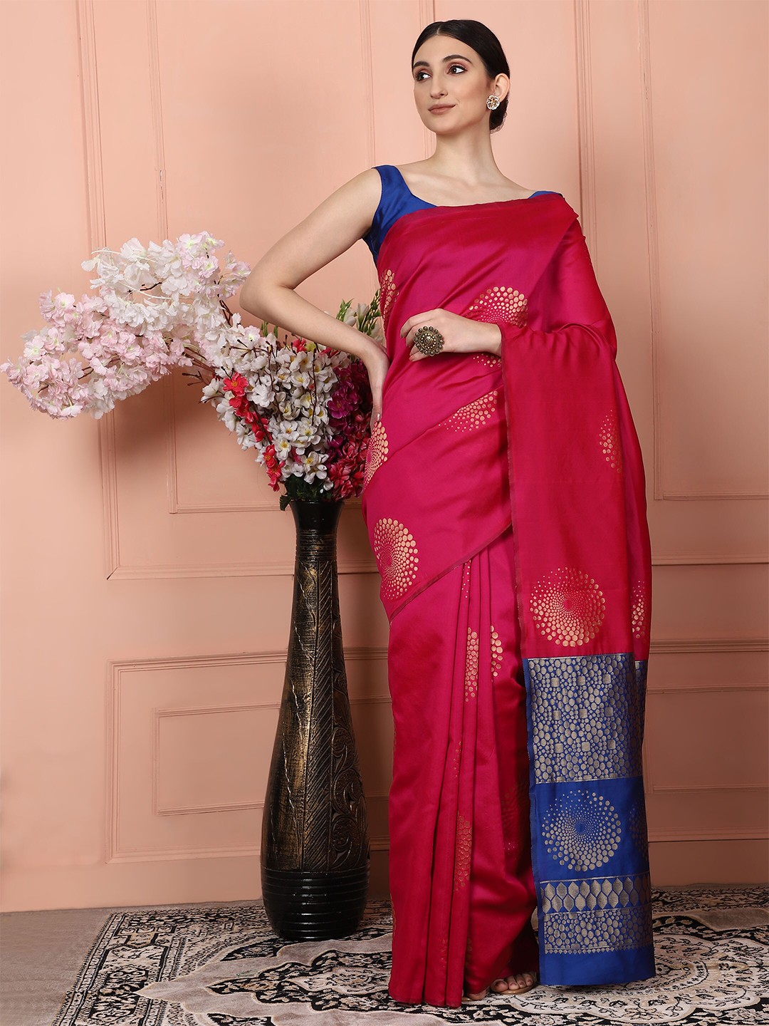 

Glemora Pink & Blue Woven Design Zari Silk Blend Kanjeevaram Saree