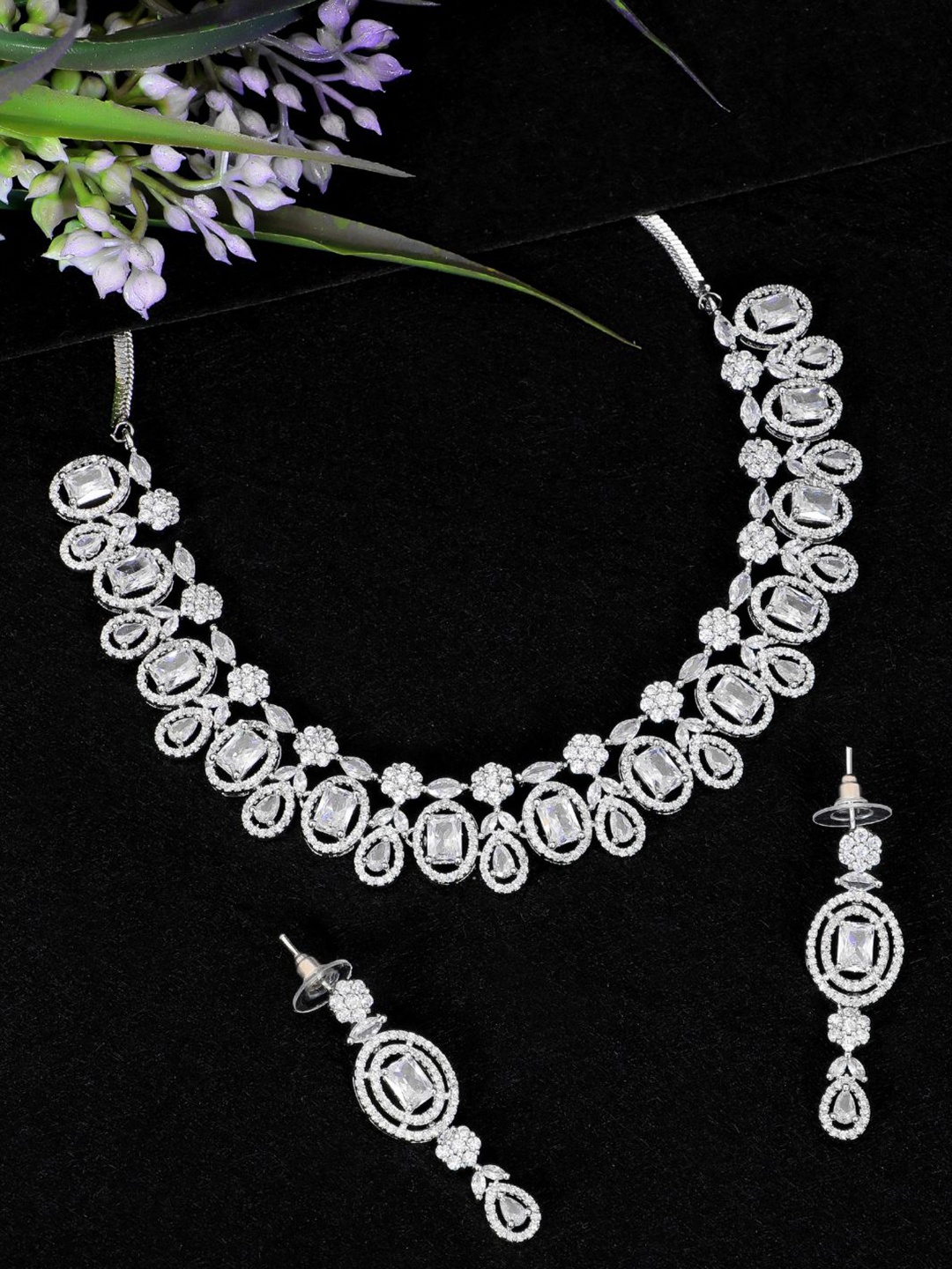 

SwaDev Silver-Plated White AD-Studded & Beaded Jewellery Set