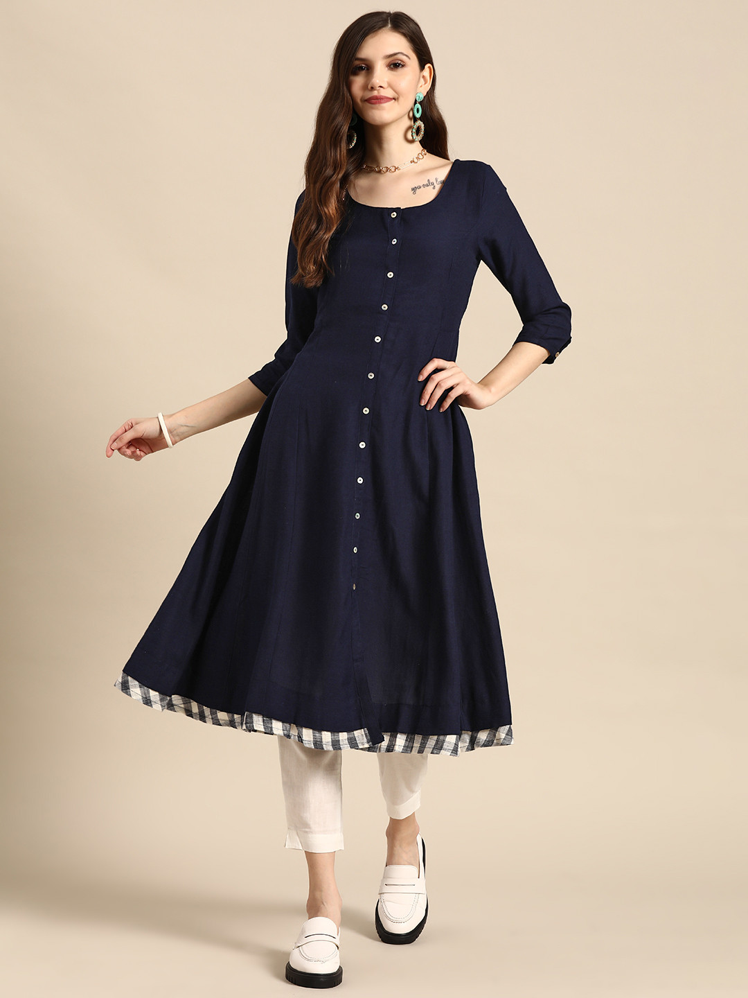 

Sangria Navy Blue Solid Pure Cotton Gotta Patti Kurta