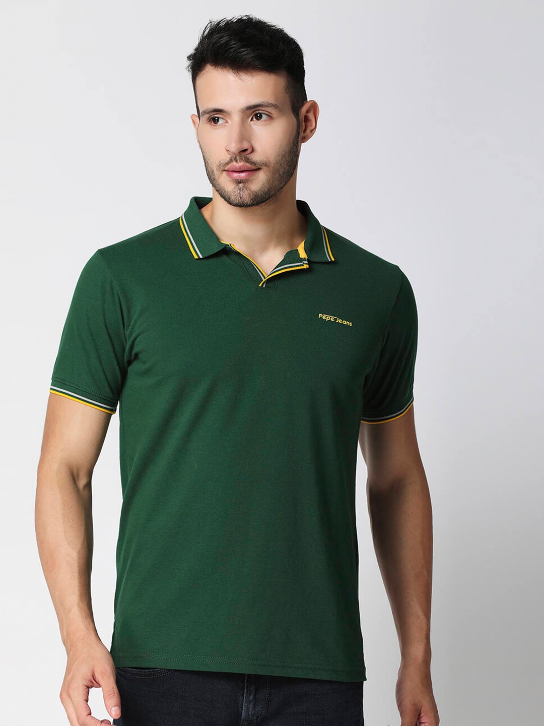 

Pepe Jeans Men Green Polo Collar T-shirt