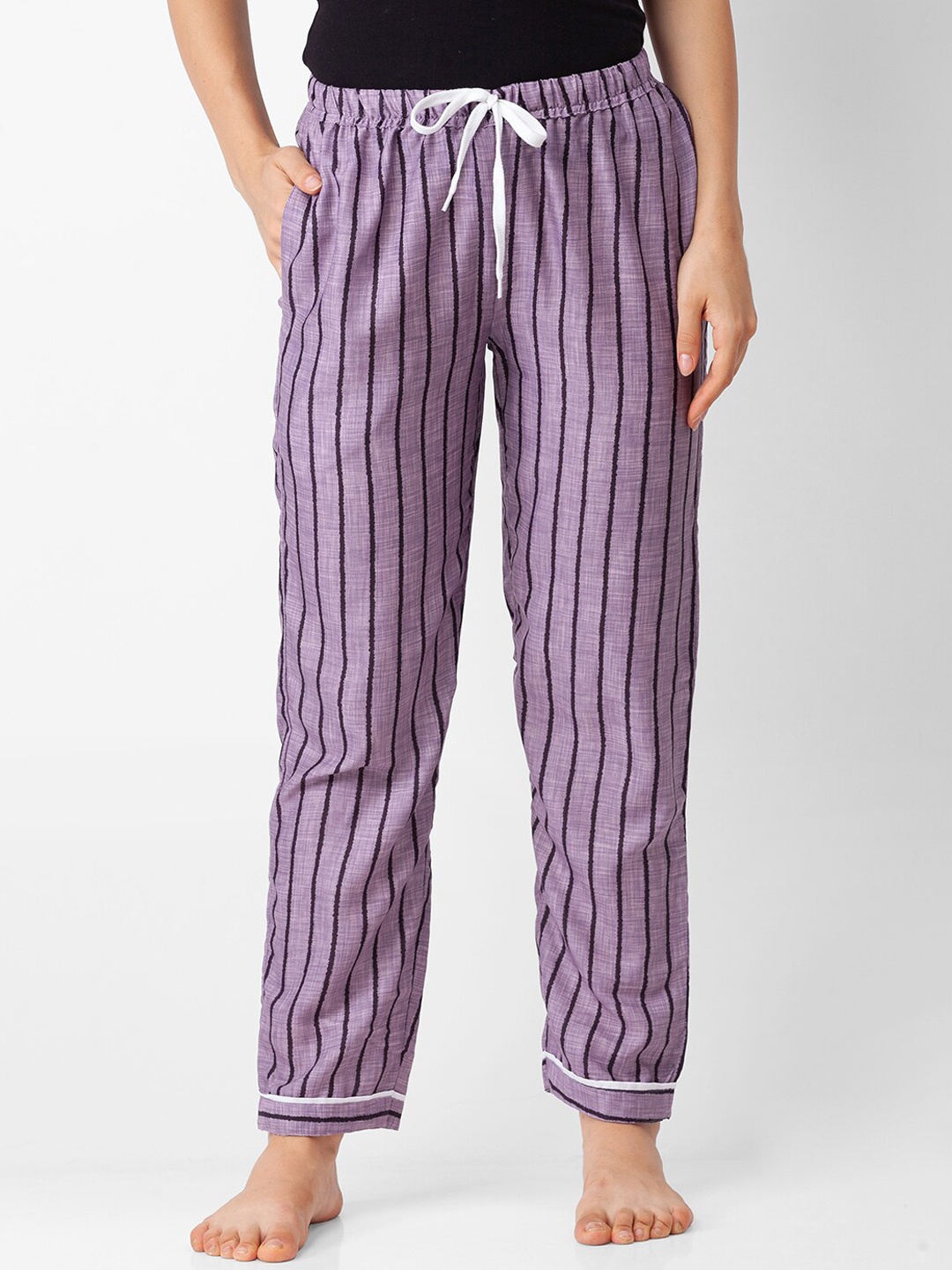 

FashionRack Woman Grey & Black Striped Lounge Pants