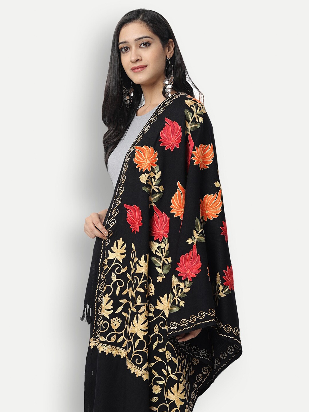 

Zamour Women Black & Orange Embroidered Stole