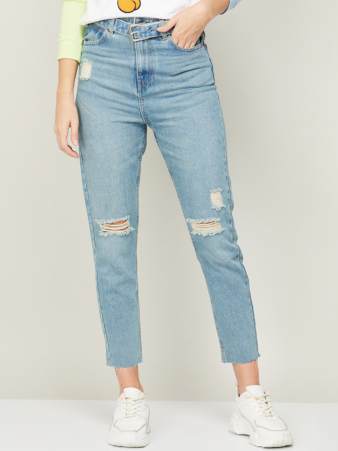 

Ginger by Lifestyle Women Blue Boyfriend Fit Mildly Distressed Stretchable Jeans