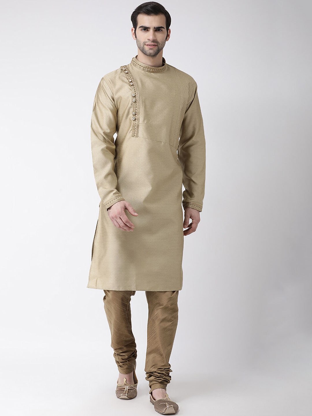 

SG LEMAN Men Gold-Toned Raw Silk Kurta with Churidar