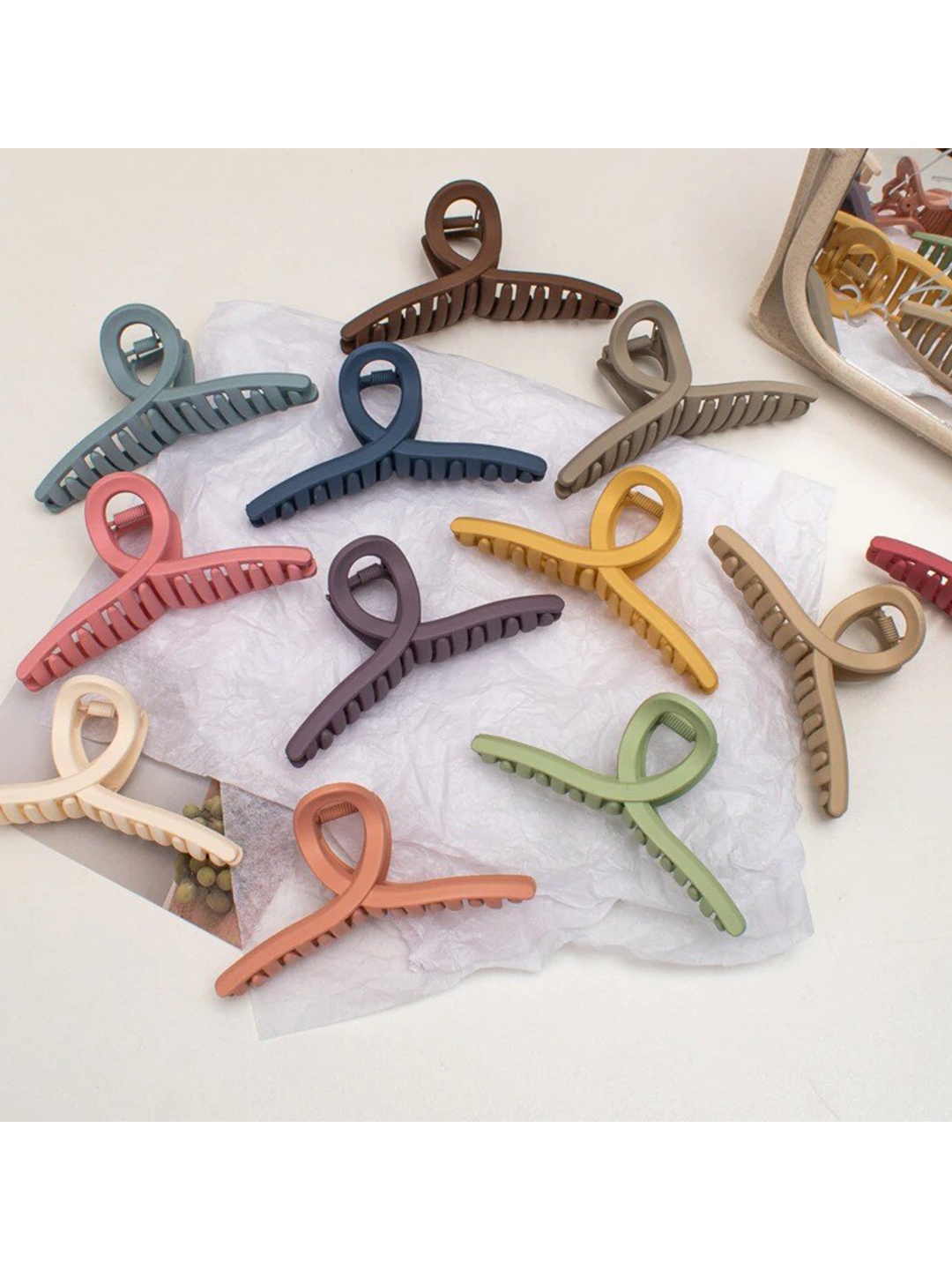 

VAGHBHATT Set Of 10 Women Plastic Claw Clip, Green
