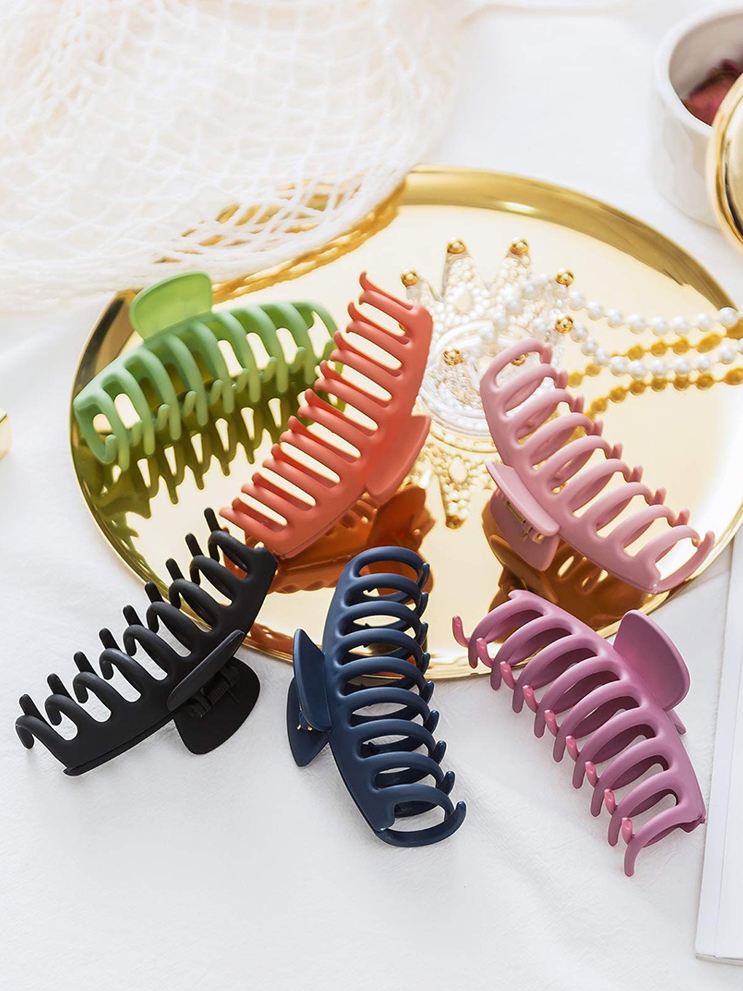 

VAGHBHATT Women Green & Blue Set of 6 Claw Clip