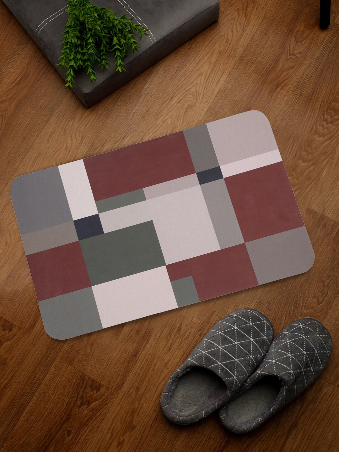 

SOKNACK Beige & Grey Abstract Printed Anti-Skid Doormat